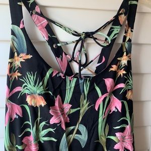 LF black Hawaiian floral romper! Beautiful back